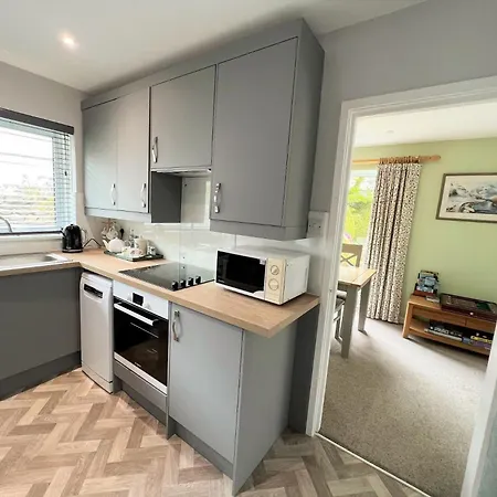 Semesterbostad 2 Bed In 86885